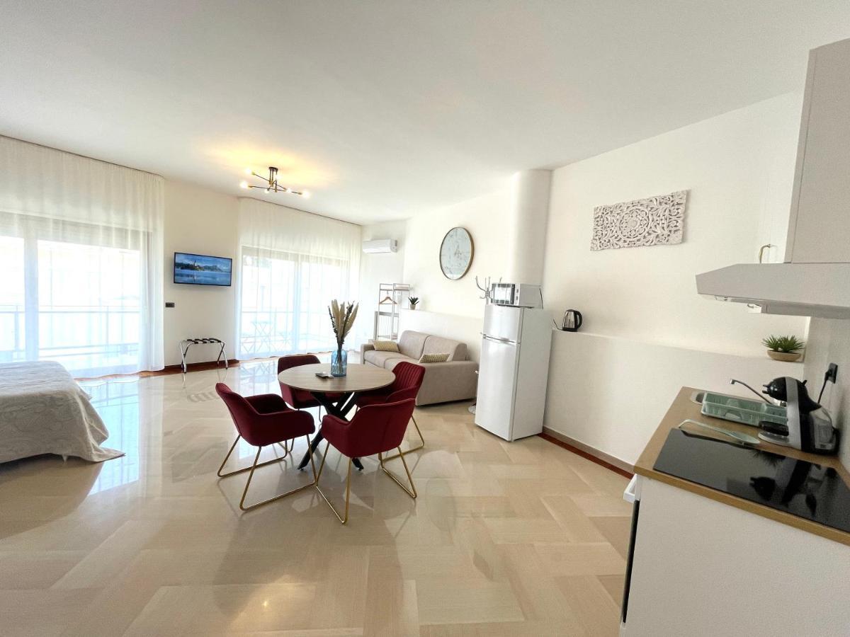 Trani Suite - Moro 10 Exteriér fotografie